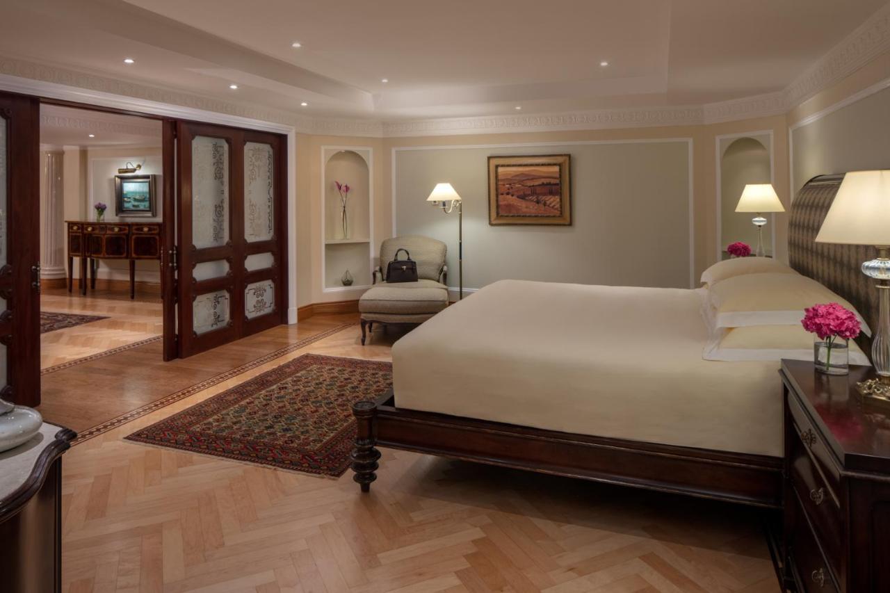 The Regency Hotel Kuwait Κουβέιτ Εξωτερικό φωτογραφία A suite at the Taj Mahal Palace